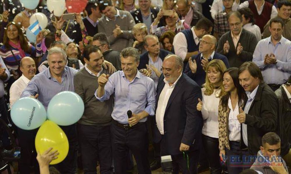 Macri respald a los candidatos, habl de reduccin impositiva y pidi la Ley de ART