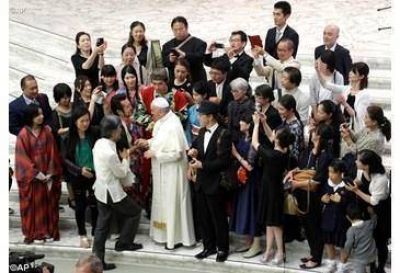 El Papa en la catequesis: �El Bautismo nos hace ser portadores de Jes�s al mundo�