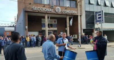 UTA lo hizo: desplaz� a todos los delegados que encabezaron el paro en C�rdoba
