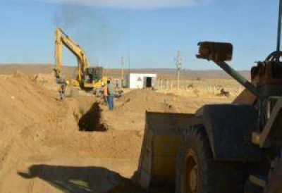 Sostenido avance en las obras de nuevas tomas y aducci�n de agua en La Quiaca