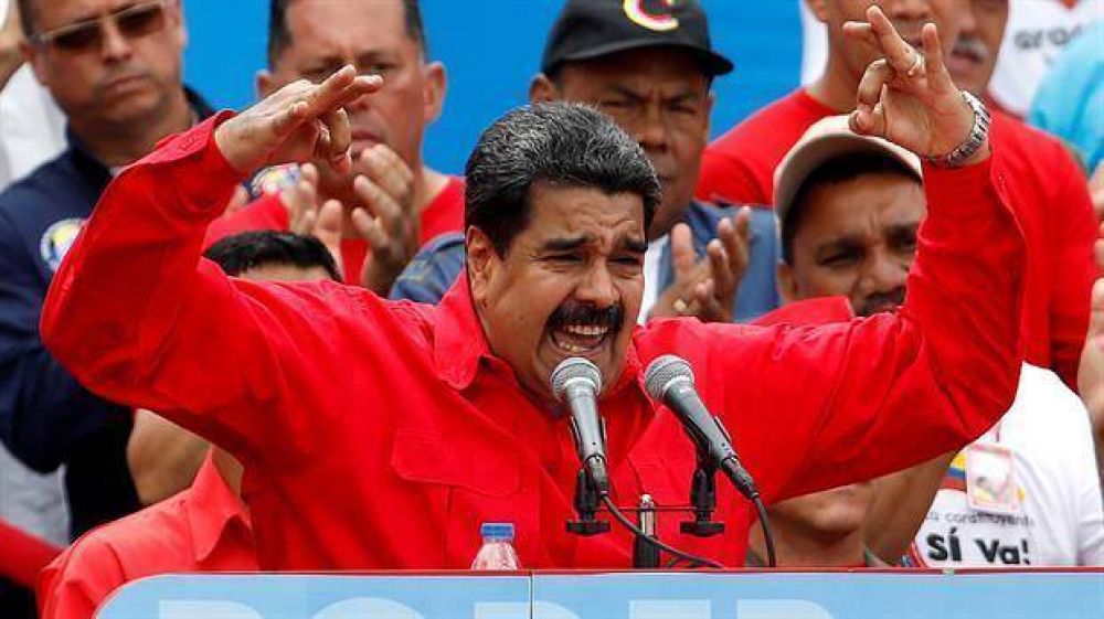 Maduro acus el golpe: atras un da la Constituyente y cambi a su canciller