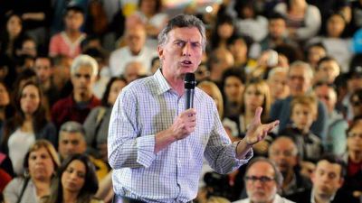 El presidente Macri llega a Bah�a Blanca