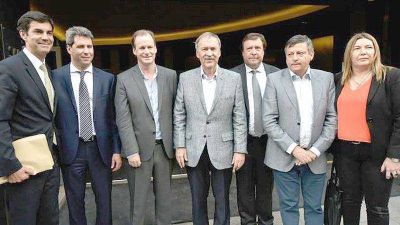 Bertone participar� de la reuni�n de gobernadores