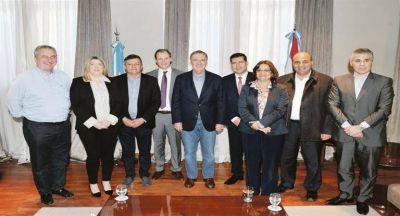 Sin �nimos para ceder recursos, se re�nen los gobernadores del PJ