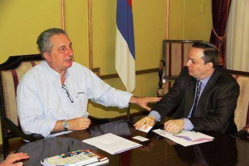 El gobernador Passalacqua se reuni� con el presidente de la DAIA para trabajar en conjunto contra todo tipo de discriminaci�n