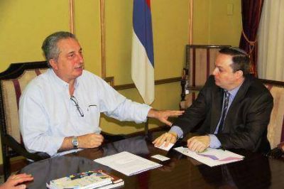 El gobernador Passalacqua se reuni� con el presidente de la DAIA para trabajar en conjunto contra todo tipo de discriminaci�n