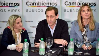 El intendente Garro se subi� a la campa�a de Cambiemos junto a Gladys Gonz�lez 