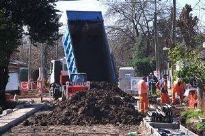 Avanzan las obras de pavimentaci�n en Manuel Alberti
