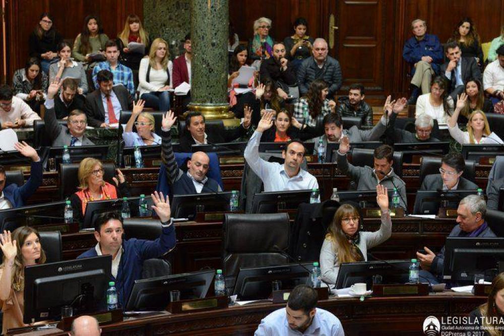 La Legislatura endureci� las penas contra los agresores de m�dicos y docentes