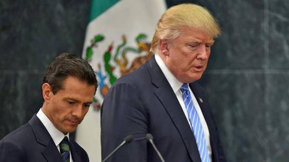Donald Trump le pidi a Pea Nieto que dejara de decir que no pagar el muro