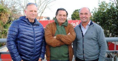 Previo a las PASO, referentes analizaron la crisis pol�tica