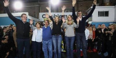 Cuenta regresiva a las PASO: marat�nica semana de campa�a para Vidal en distritos oficialistas