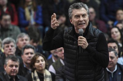 Macri jug� a fondo la polarizaci�n con Cristina a una semana de las primarias