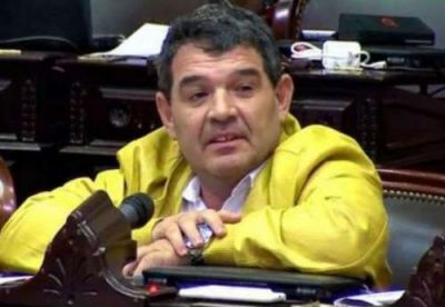 Olmedo dijo que el SIDA se puede contagiar en peluquer�as: conoc� su nuevo proyecto