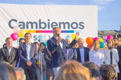 Basualdo no colg� el sue�o de ser gobernador
