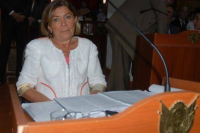 Pol�mica por el apoyo a la ley para el primer empleo