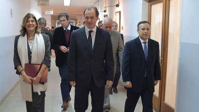 El STJ aval� contrataciones de alta significaci�n econ�mica de Bordet	 