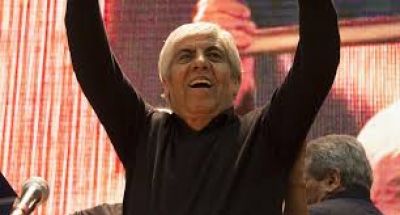 Moyano recupera visibilidad en la disputa por nueva CGT