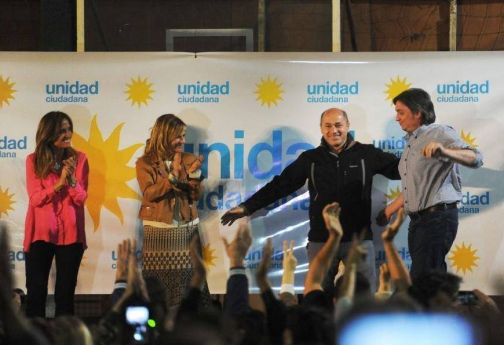 Los K quieren volver a ganar en La Plata: M�ximo puso la cara en el final de la campa�a