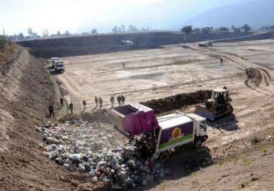 En Salta, las empresas de contenedores deber�n pagar por tirar residuos en el Vertedero