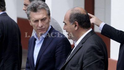 Manzur le respondi� a Macri: 