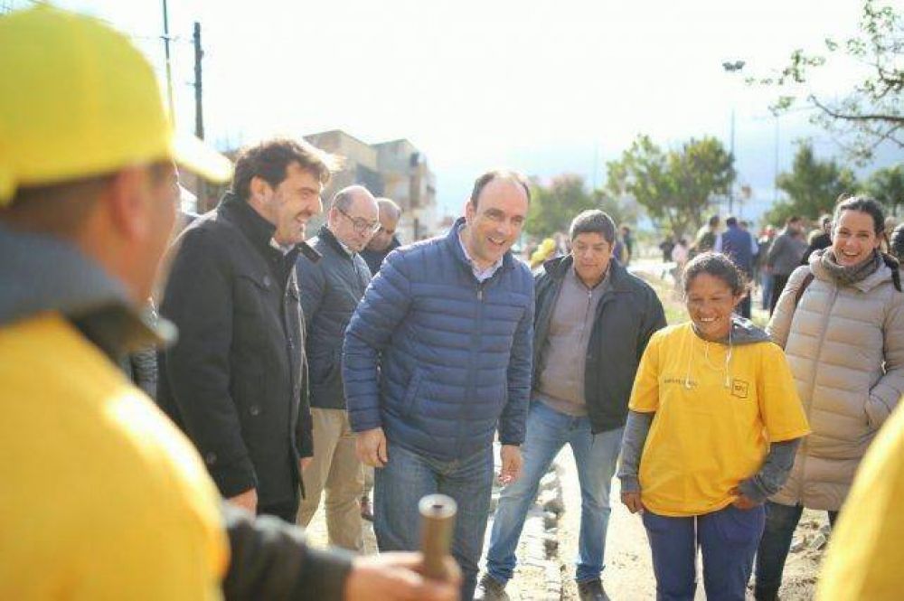 La Municipalidad trabaja en la recuperaci�n del Paseo Verde Escalante