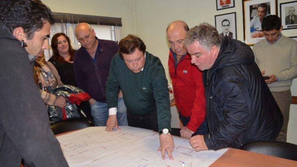Apuran las obras en el hospital