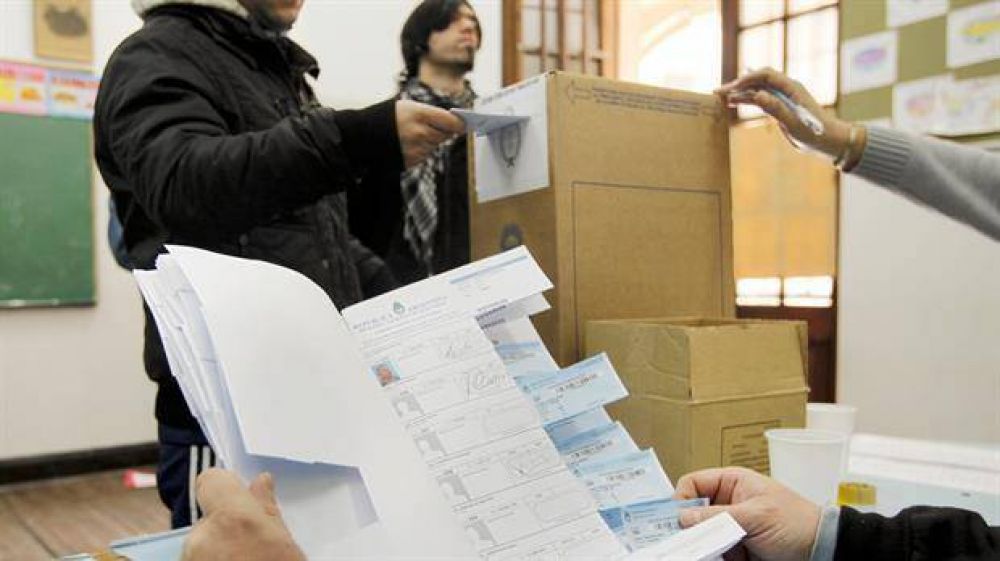 El Gobierno teme que lo perjudique una baja asistencia en las primarias