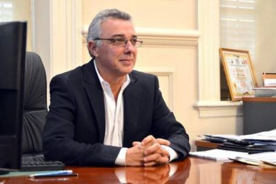 El intendente de Tigre le respondi� a Randazzo y le record� la �desidia� del gobierno kirchnerista