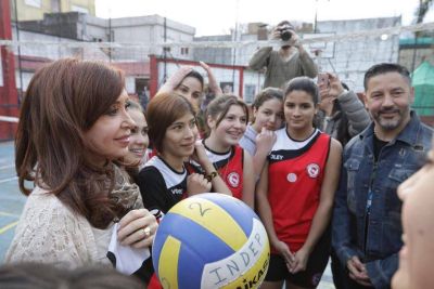 CFK en Merlo: �ten�amos muchos otros problemas, pero la comida no era un problema�