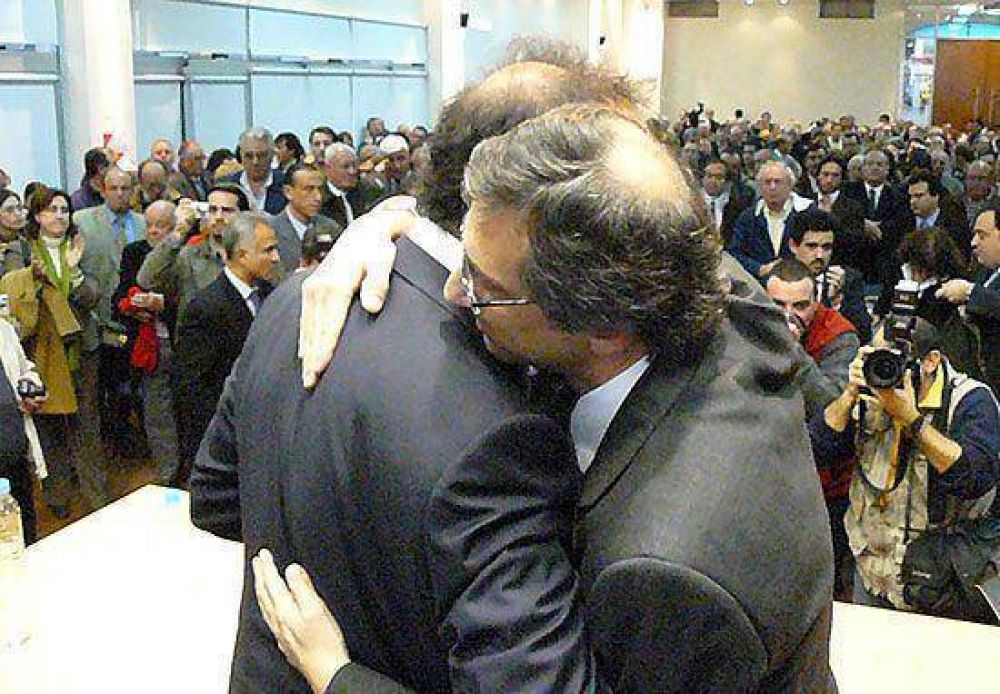 Giro de Jos�: le dio qu�rum a la reforma, perdi� el control del bloque y le hizo un favor clave a Scioli