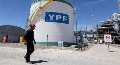 YPF confirm� que invertir� menos
