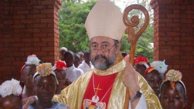 El obispo de Bangassou: �Est�n degollando hombres y ni�os�
