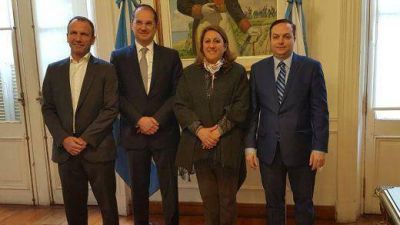 La DAIA acompa�� al Gran Rabino Sacca a una disertaci�n en Rosario