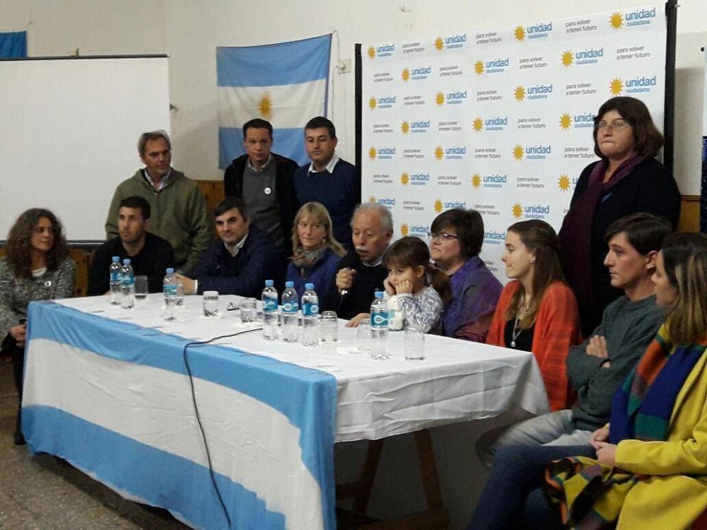 Unidad Ciudadana cerr su campaa pidiendo votar la lista entera de Cristina