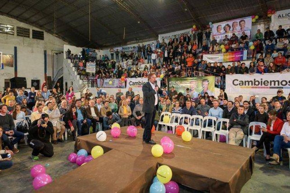 El cierre de Cambiemos en Paran� fue con Benedetti, Michetti y Varisco