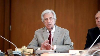 Tabar� V�zquez dice que no puede echar a su vice y que no le pedir� su renuncia