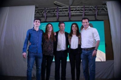 Chaves y Martelli cerraron la campa�a con una fuerte impronta peronista