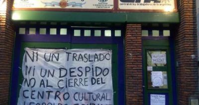 Ocupan el Centro Cultural Leopondo Gonzalez y le piden a ATE Capital que contin�e funcionando