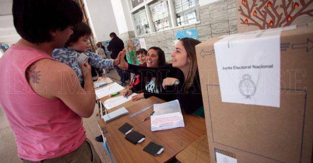 Comienzan las PASO en la ciudad: 566 mil marplatenses pueden votar hoy