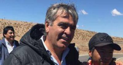 Jos� Cano: �En octubre vamos por 2 bancas�