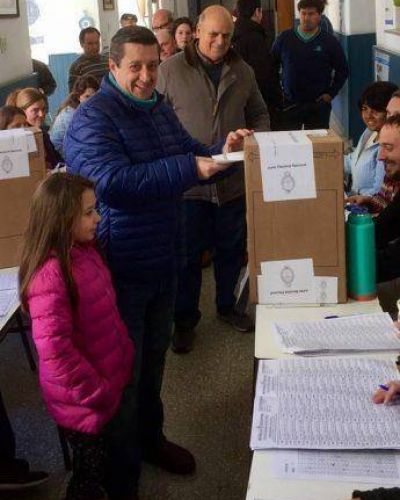 Cambiemos, con la suma de dos listas, gan� en un distrito que ven�a encolumnado con el peronismo: Guamin�