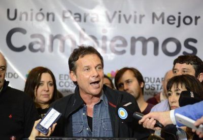 Aplastante derrota sufri� el FPV en manos de Cambiemos. A pesar de todo, conserva a�n casi un 30% de las preferencias