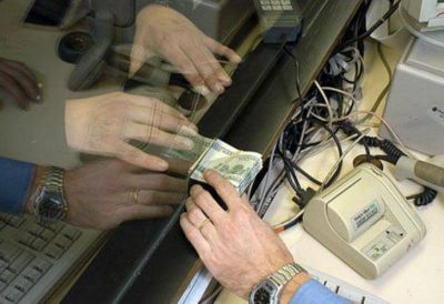 Tras las elecciones, el d�lar se derrumb� a 17,50