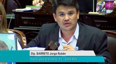 Barreto adelant� que se reunir� con Bordet por un lugar en la lista de octubre 