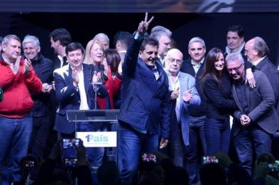 Los intendentes massistas y la papeleta de Massa: entre la paliza, la victoria y �la traici�n?