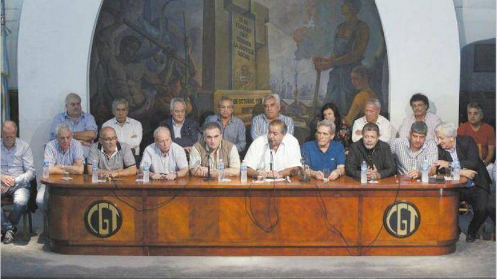Cristina, el salvavidas de la CGT para frenar la reforma laboral de Macri