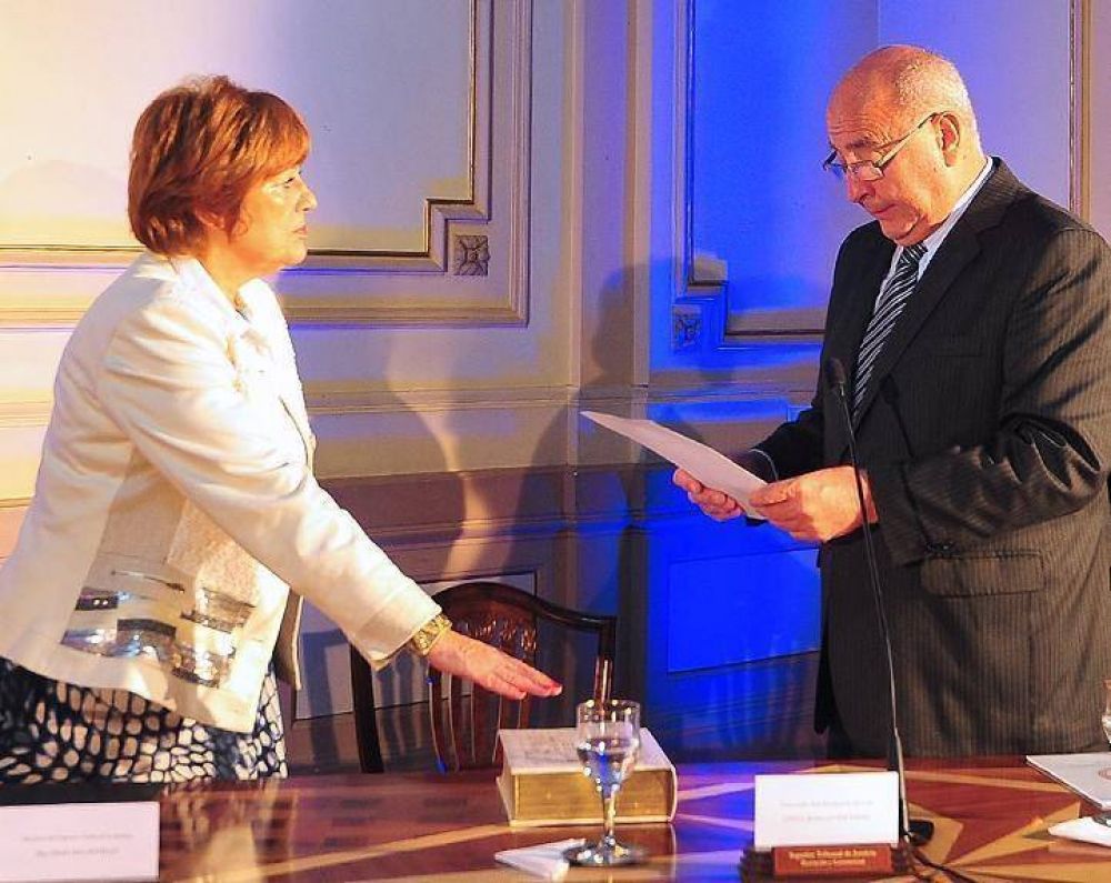 La Municipalidad se opone a que Lila Novillo integre el Tribunal Electoral