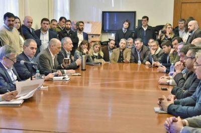 Das Neves y el Gabinete evaluaron las elecciones en las que Arcioni fue el m�s votado