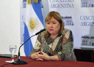 Malvinas: La ministra May inst� a la Argentina que cumpla con sus �compromisos p�blicos�